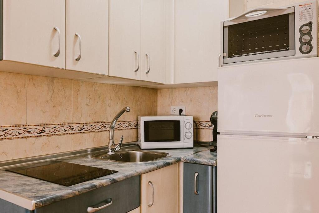 Estudio En Torre Del Mar A 3 Minutos Andando De La Playa Ngoại thất bức ảnh